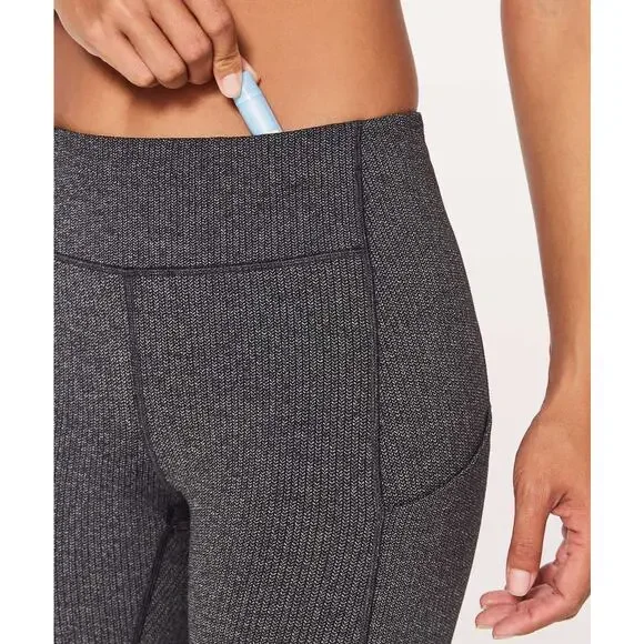 LULULEMON Speed Up Tight 28" Sz 4 Power Luxtreme Variegated Knit lack Heathered - Picture 3 of 12